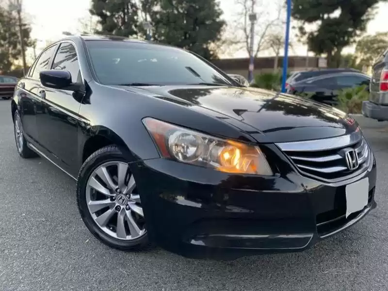 مستعملة Honda Accord للبيع في الدوحة #5963 - 1  صورة 